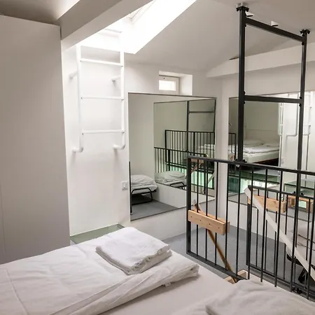 Apartament 2ndhomes Stunning Penthouse With Great Location In Kamppi Helsinki